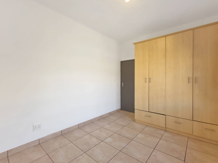 3 Bedroom Property for Sale in Zonnebloem Western Cape